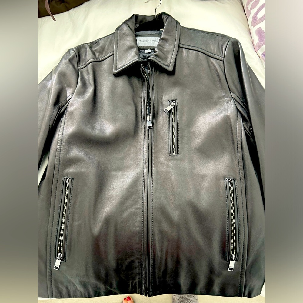 Andrew Marc , men’s , like brand new leather jacket, never worn!